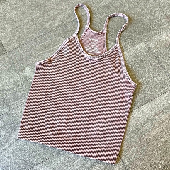 super soft stretchy crop top - Picture 3 of 6